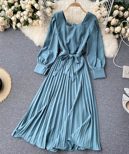 VAKKV Simple A Line Long Sleeve Dress P294