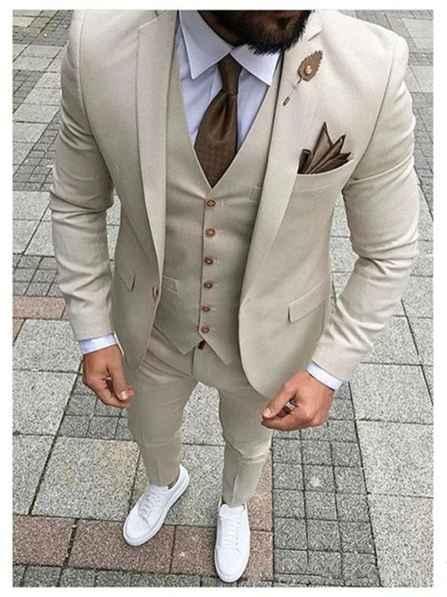 Customize Shawl Lapel Handsome White Groom Tuxedos Groomsmen Man Suit Mens Wedding Suits Bridegroom Jacket Pants Vest Tie 0001